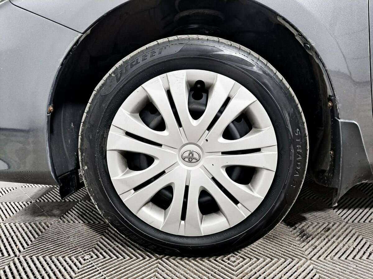 Тойота Королла б/у, 2012, Механическая. Фото: #15