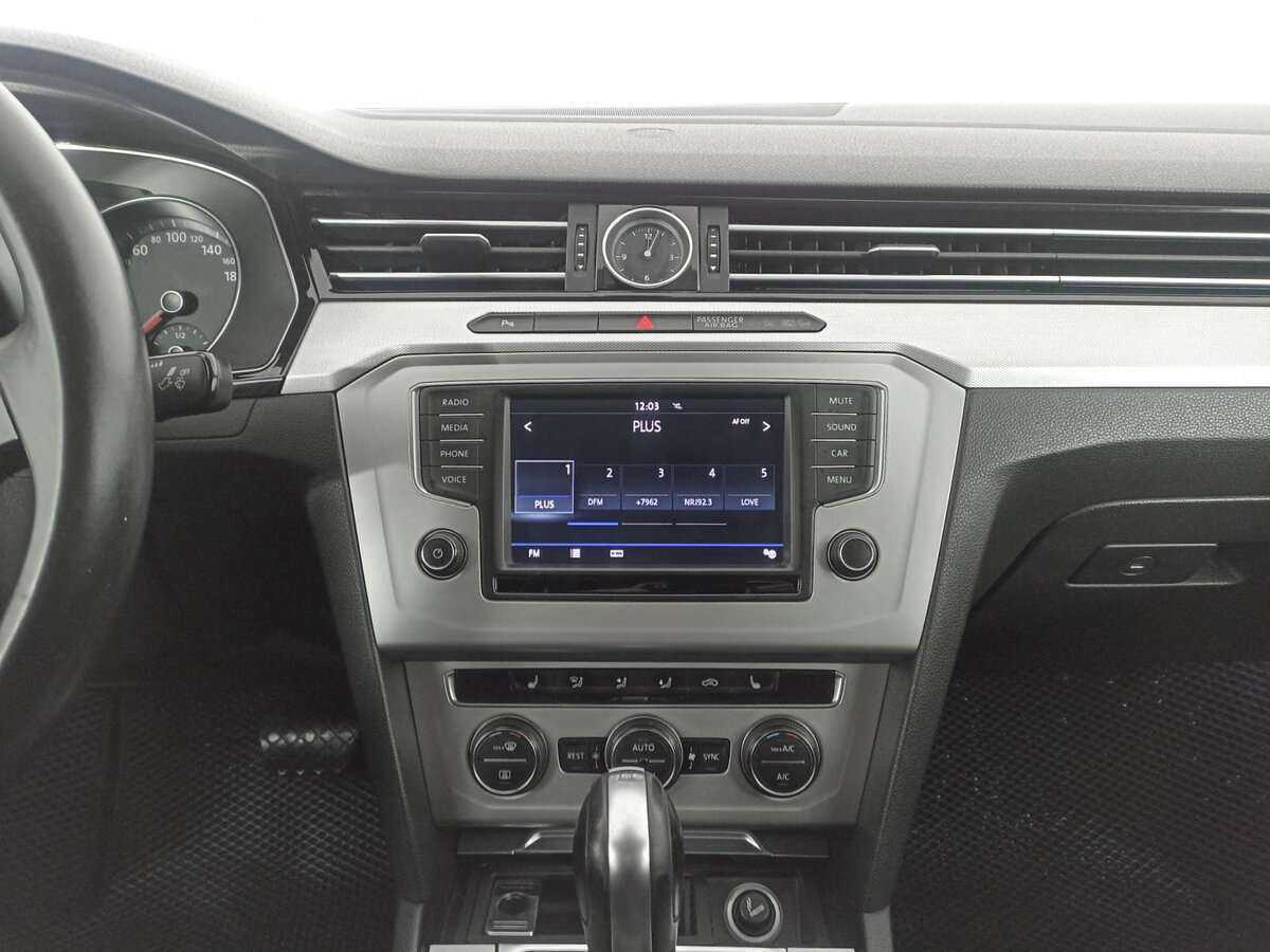 Фольксваген Пассат б/у, 2016, Роботизированная. Фото: #12