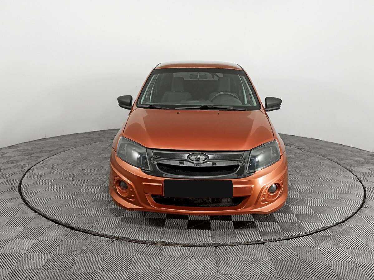 Лада (ВАЗ) Гранта б/у, 2015, Механическая. Фото: #1