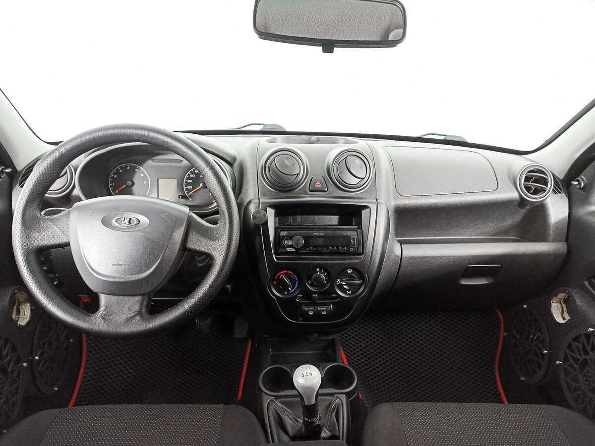 Лада (ВАЗ) Гранта б/у, 2015, Механическая. Фото: #11