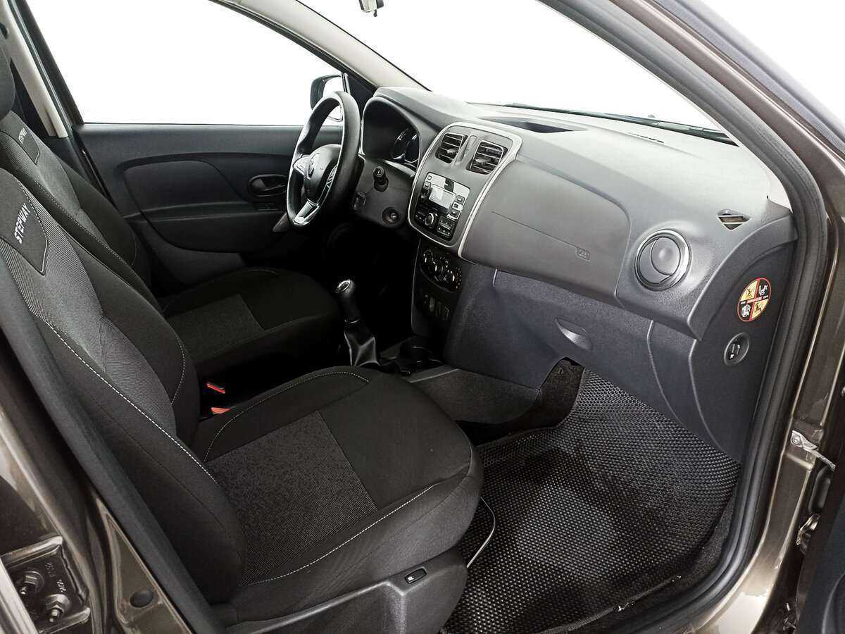 Рено Сандеро б/у, 2020, Механическая. Фото: #8