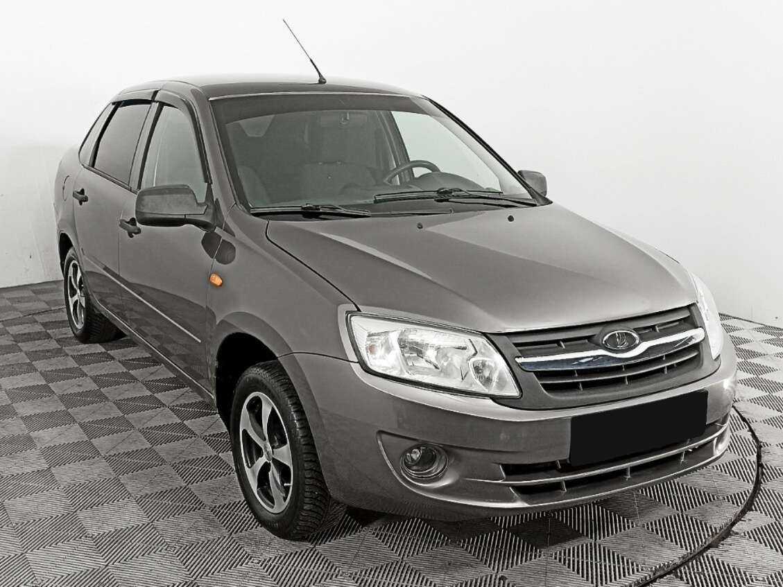 Лада (ВАЗ) Гранта б/у, 2014, Механическая. Фото: #2