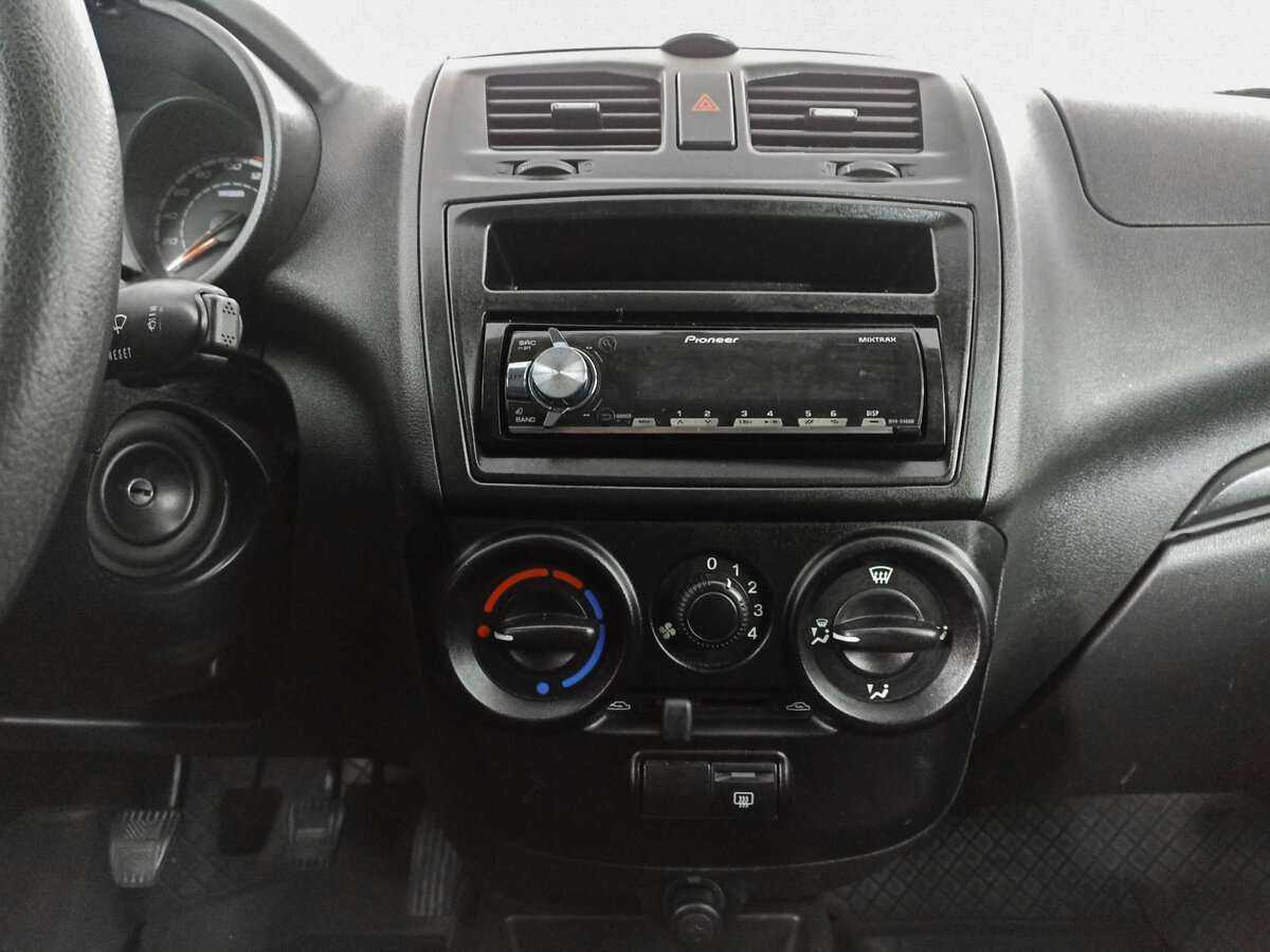 Лада (ВАЗ) Калина б/у, 2014, Механическая. Фото: #12