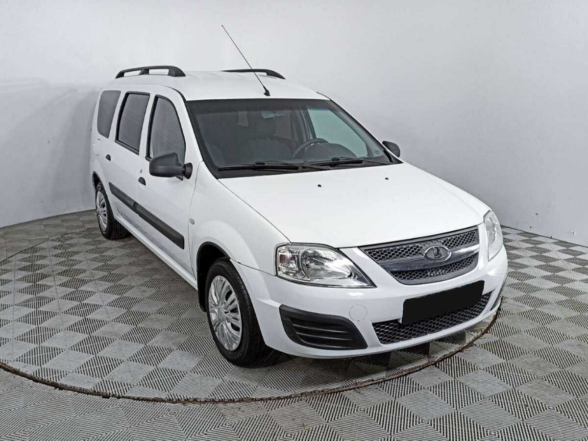 Лада (ВАЗ) Ларгус б/у, 2017, Механическая. Фото: #2