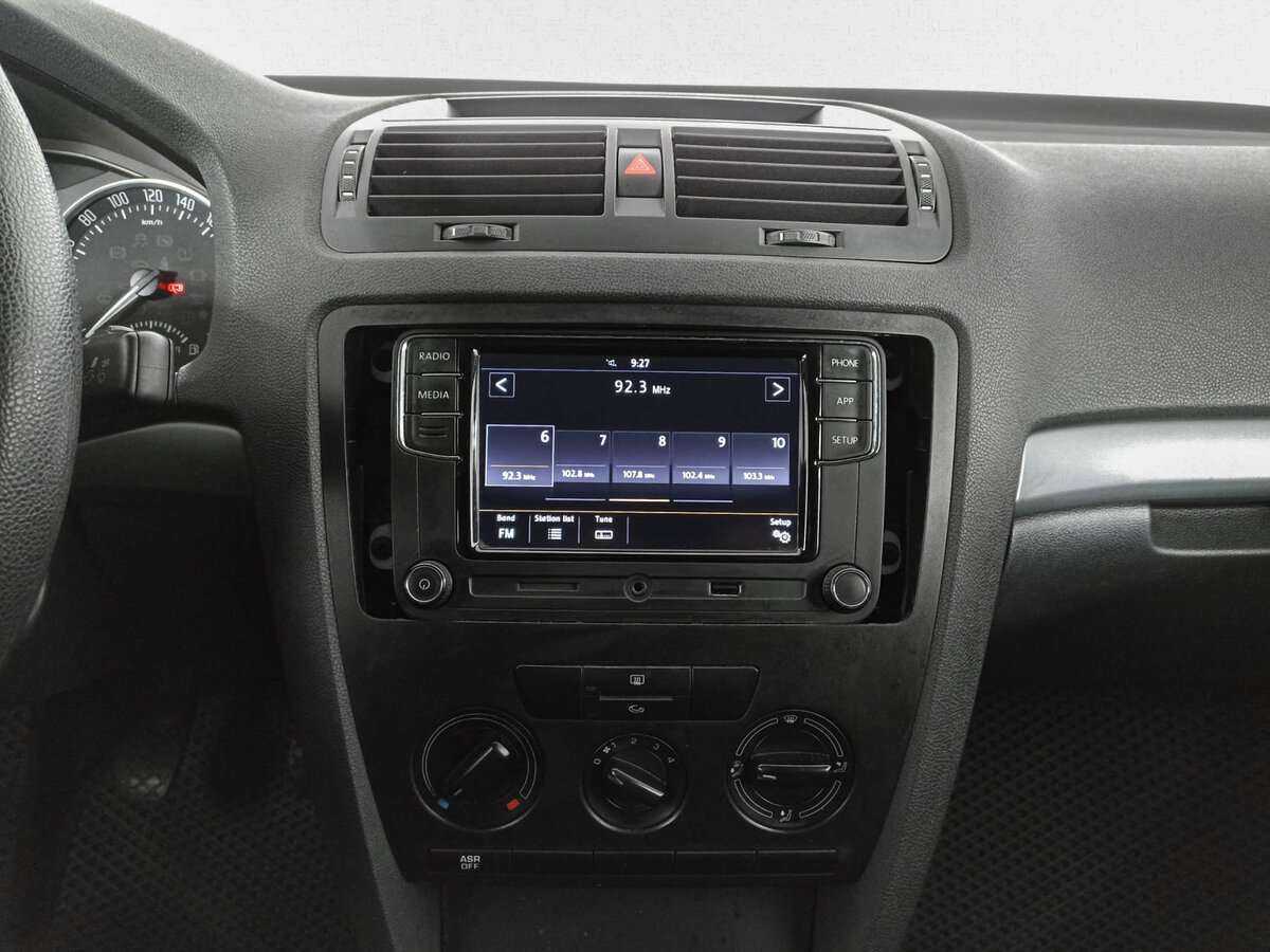 Шкода Октавия б/у, 2012, Механическая. Фото: #10