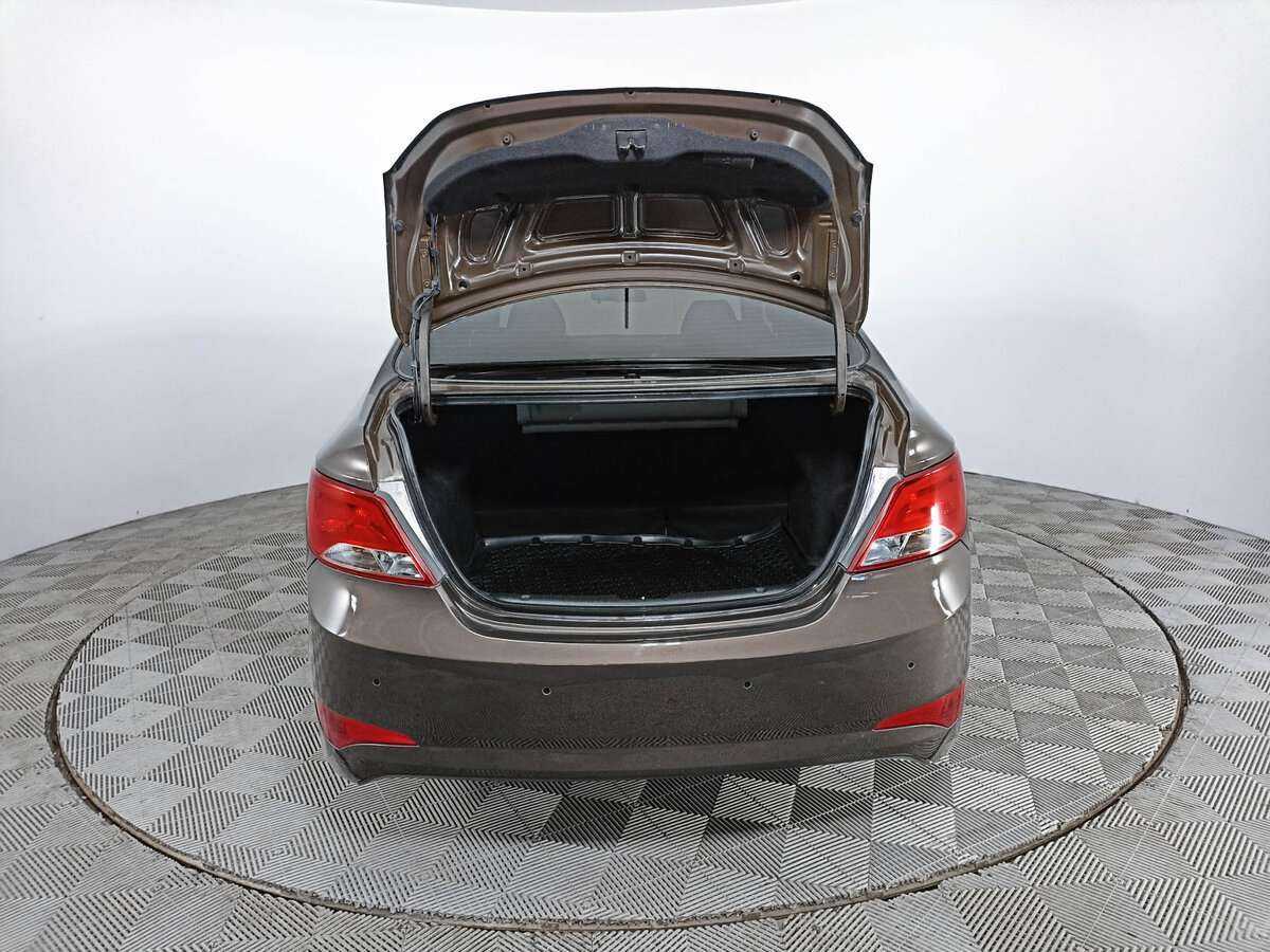 Хендай Солярис б/у, 2015, Автоматическая. Фото: #9