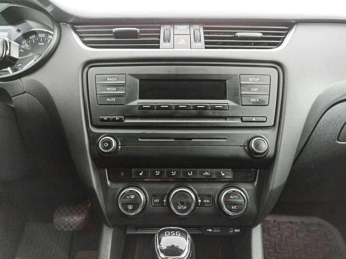 Шкода Октавия б/у, 2014, Роботизированная. Фото: #12