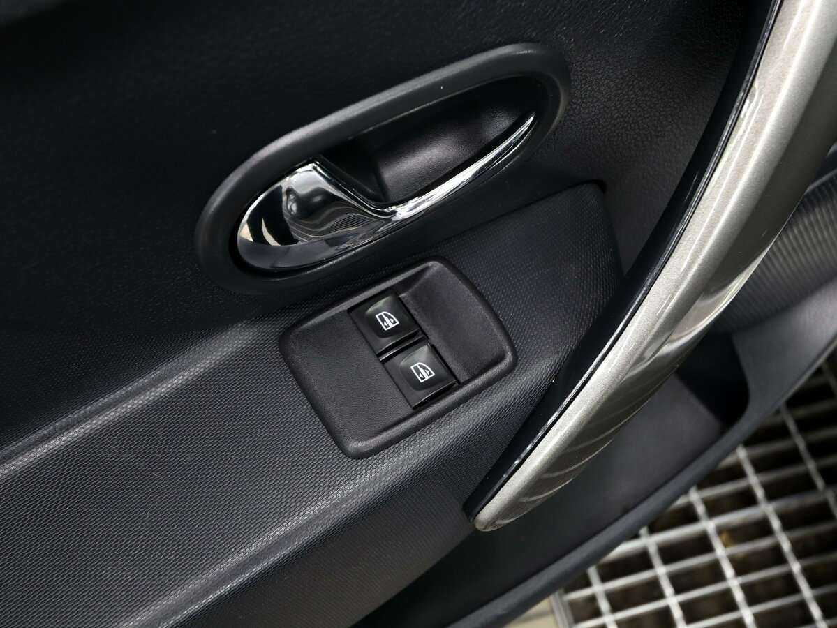 Рено Сандеро б/у, 2020, Механическая. Фото: #16