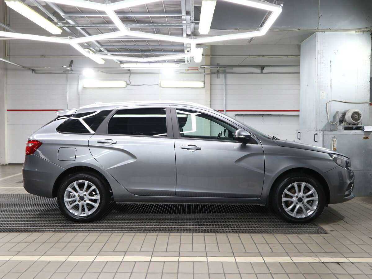 Лада (ВАЗ) Веста б/у, 2020, Механическая. Фото: #2