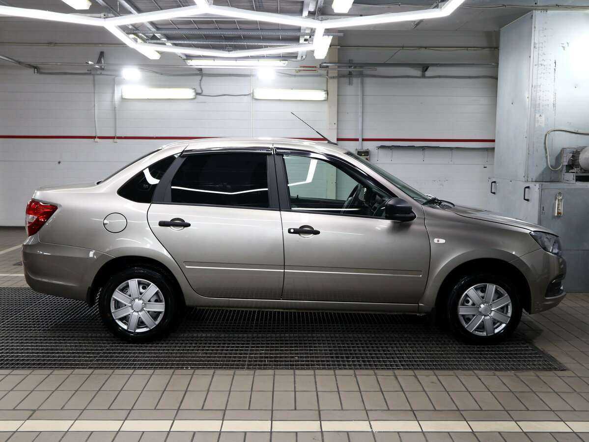 Лада (ВАЗ) Гранта б/у, 2021, Механическая. Фото: #2