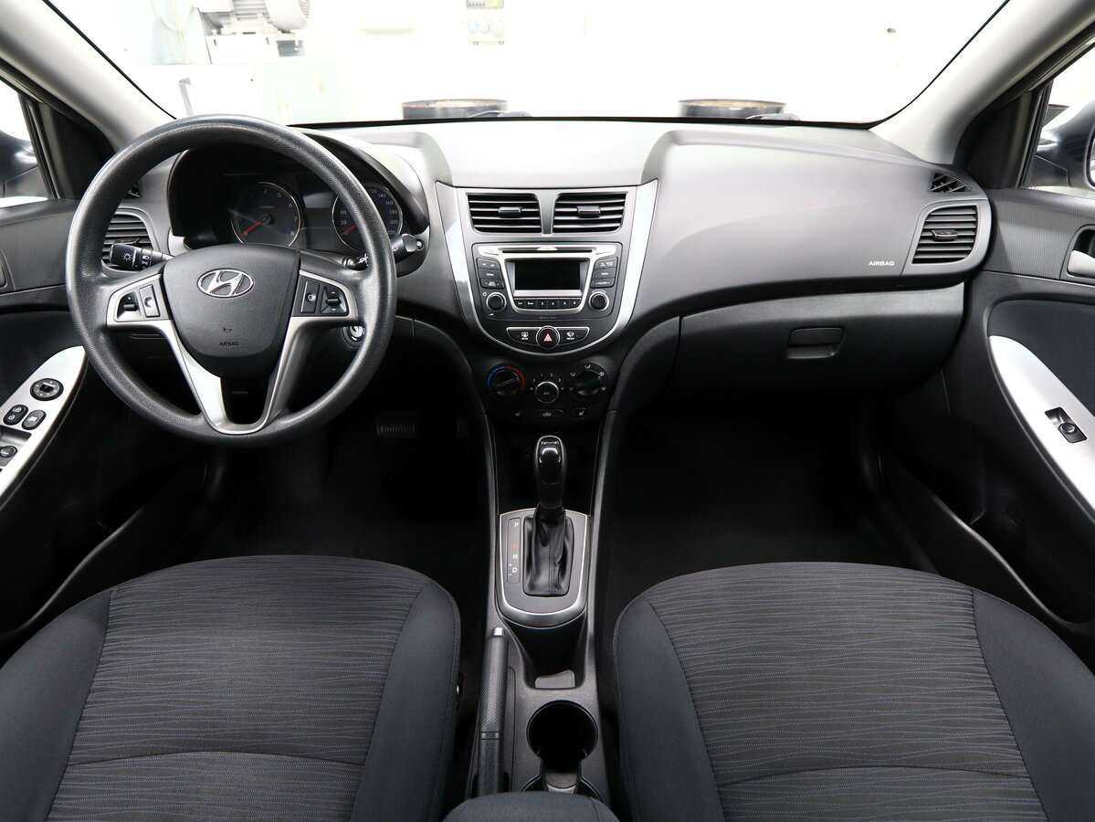 Хендай Солярис б/у, 2015, Автоматическая. Фото: #10