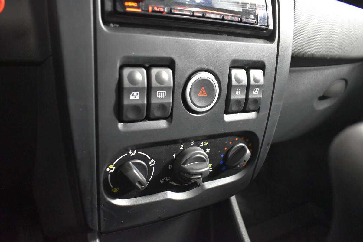 Лада (ВАЗ) Ларгус б/у, 2018, Механическая. Фото: #10