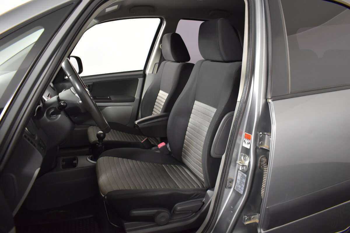 Сузуки С-Икс4 б/у, 2013, Механическая. Фото: #6