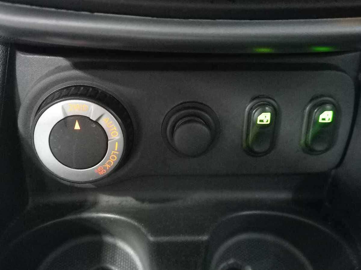 Рено Дастер б/у, 2012, Механическая. Фото: #13