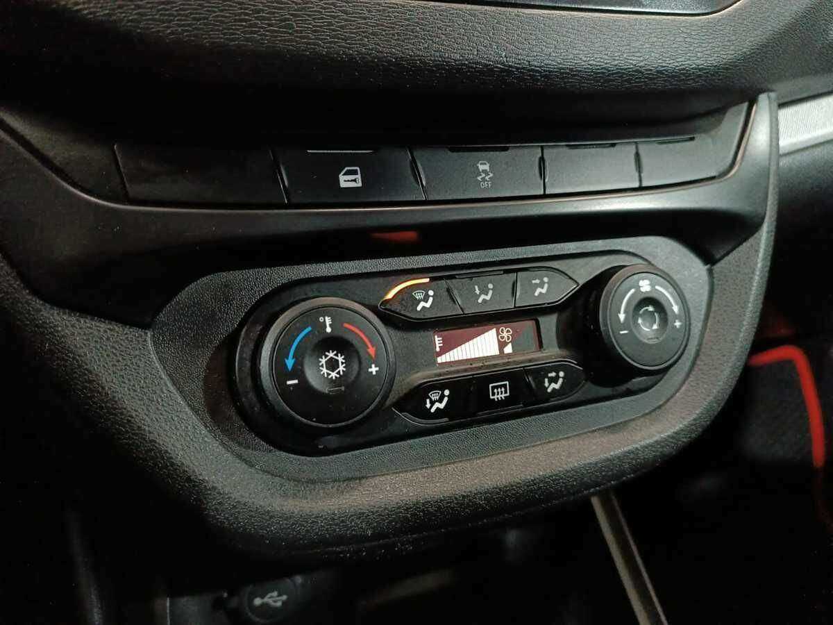 Лада (ВАЗ) Веста б/у, 2019, Механическая. Фото: #13