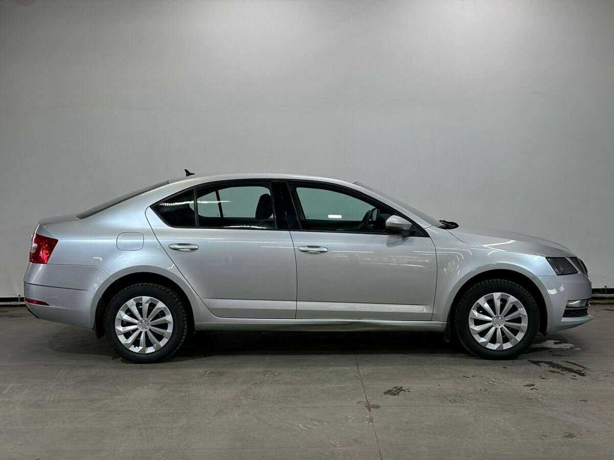 Шкода Октавия б/у, 2018, Автоматическая. Фото: #3