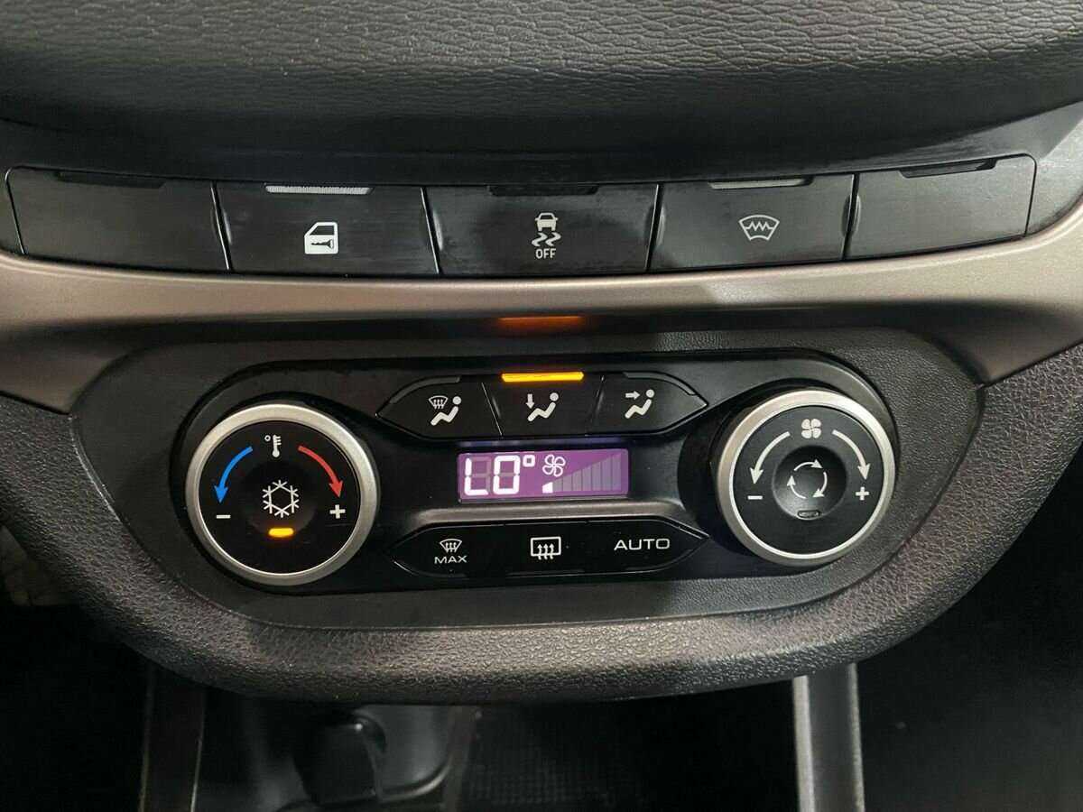 Лада (ВАЗ) Веста б/у, 2019, Механическая. Фото: #14