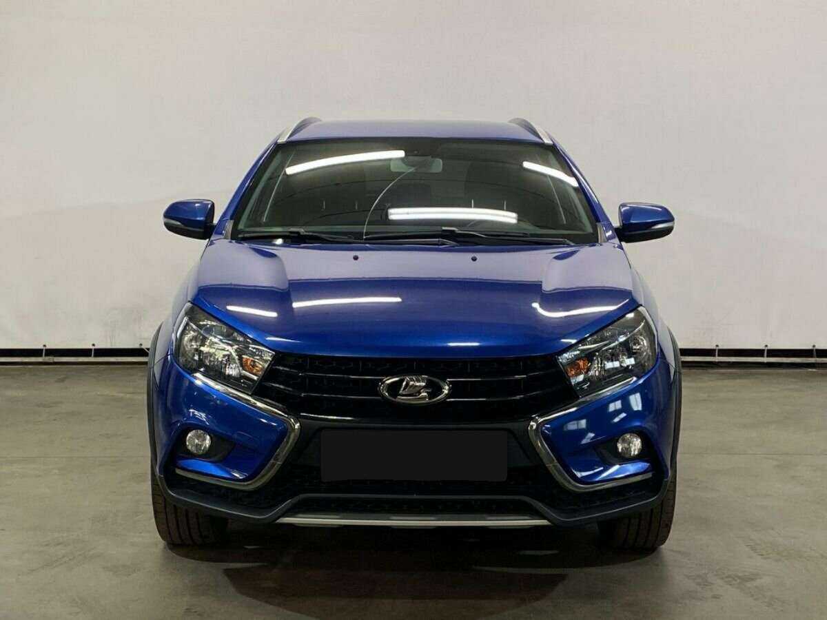 Лада (ВАЗ) Веста б/у, 2021, Механическая. Фото: #1