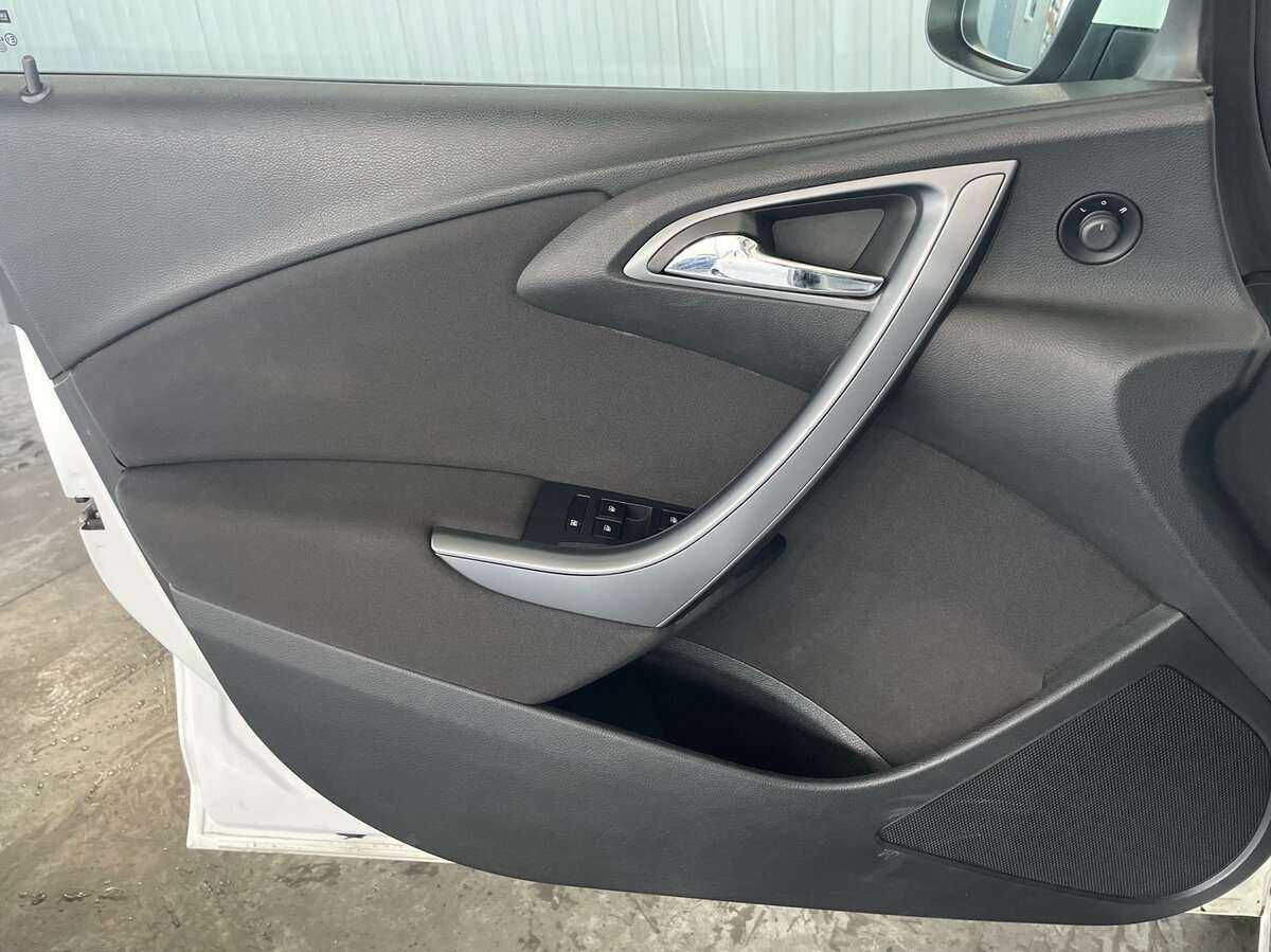 Опель Астра б/у, 2012, Автоматическая. Фото: #19