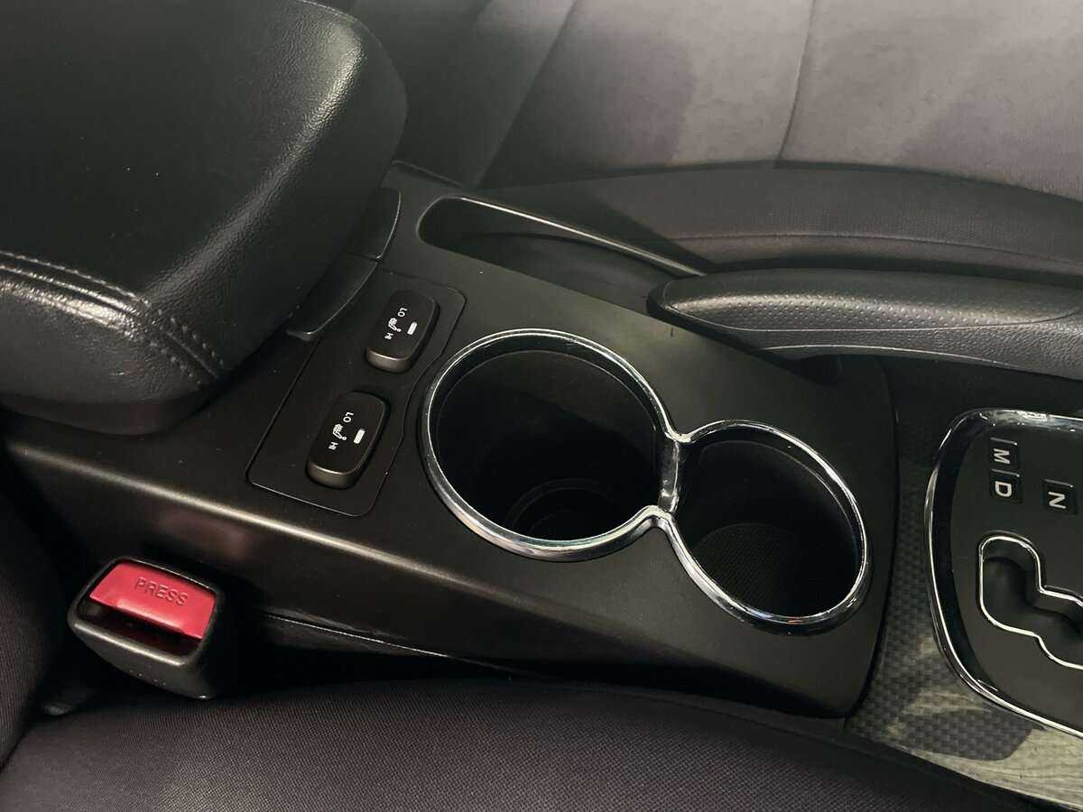 Сан-Ён Актион б/у, 2012, Автоматическая. Фото: #13