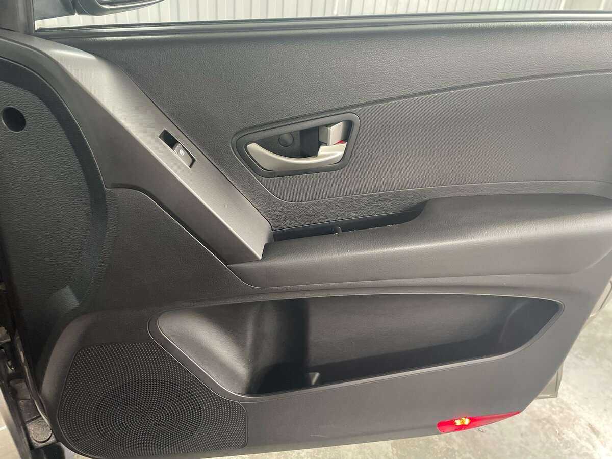 Сан-Ён Актион б/у, 2012, Автоматическая. Фото: #20