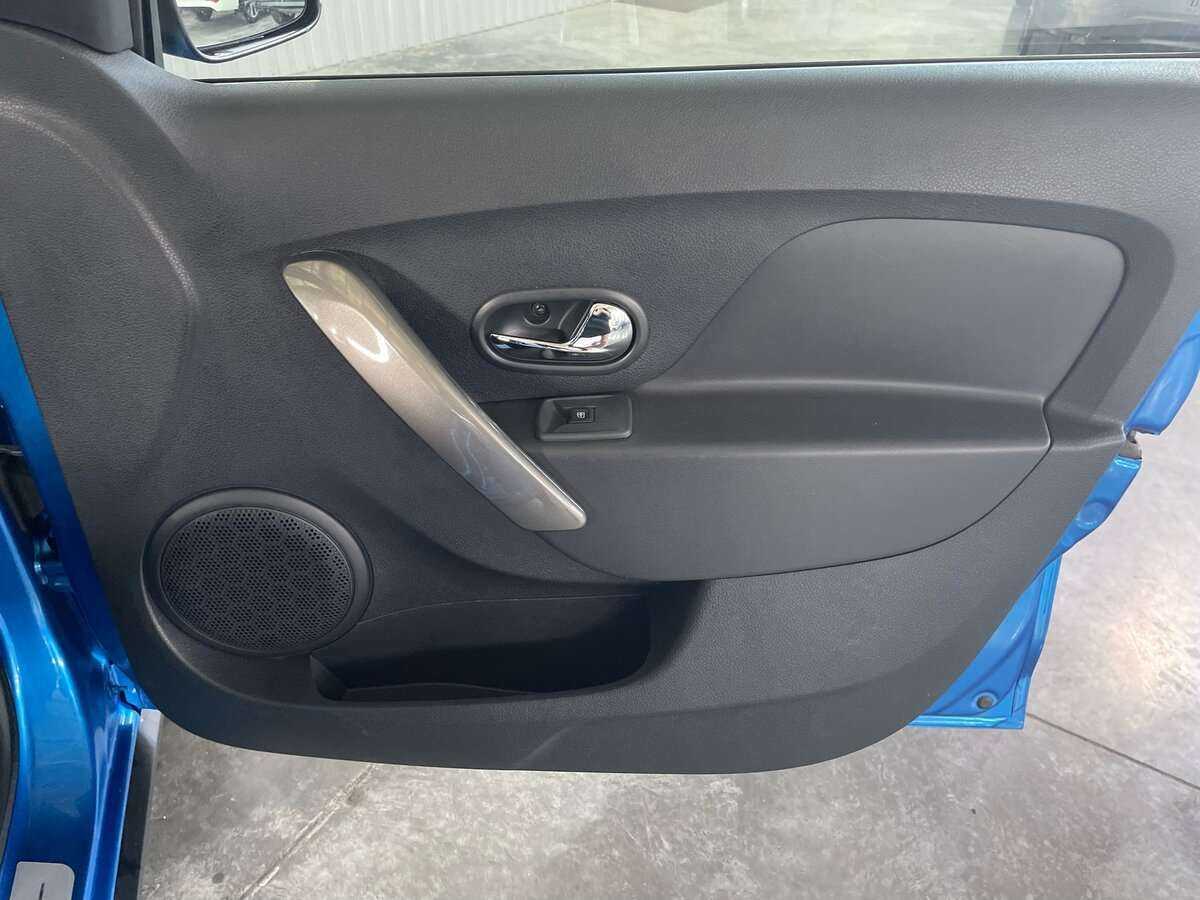 Рено Сандеро б/у, 2018, Механическая. Фото: #16