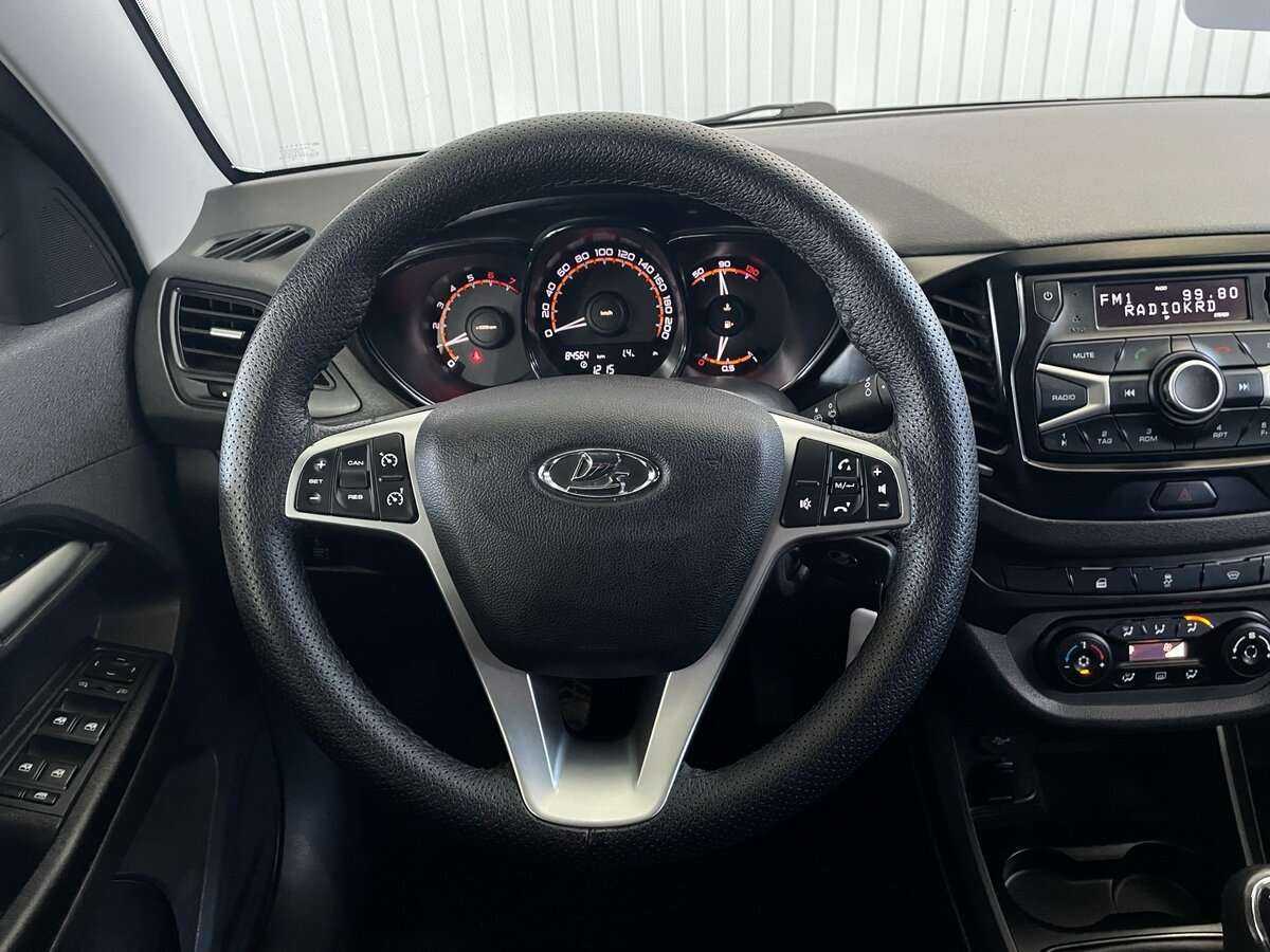 Лада (ВАЗ) Веста б/у, 2018, Механическая. Фото: #9