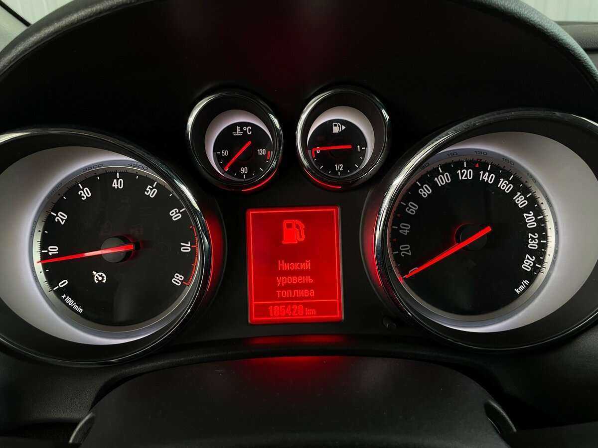 Опель Астра б/у, 2014, Автоматическая. Фото: #12