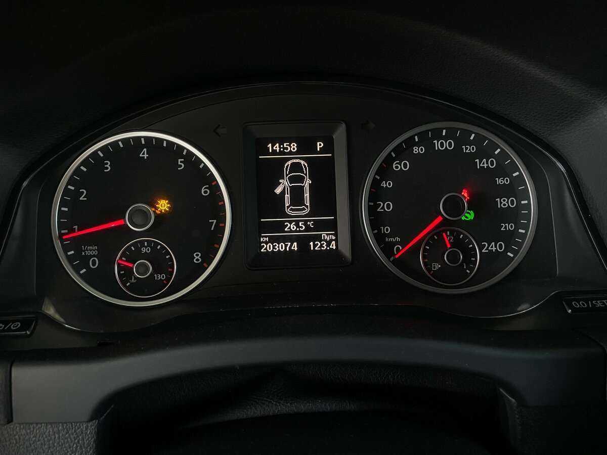 Фольксваген Тигуан б/у, 2014, Роботизированная. Фото: #10