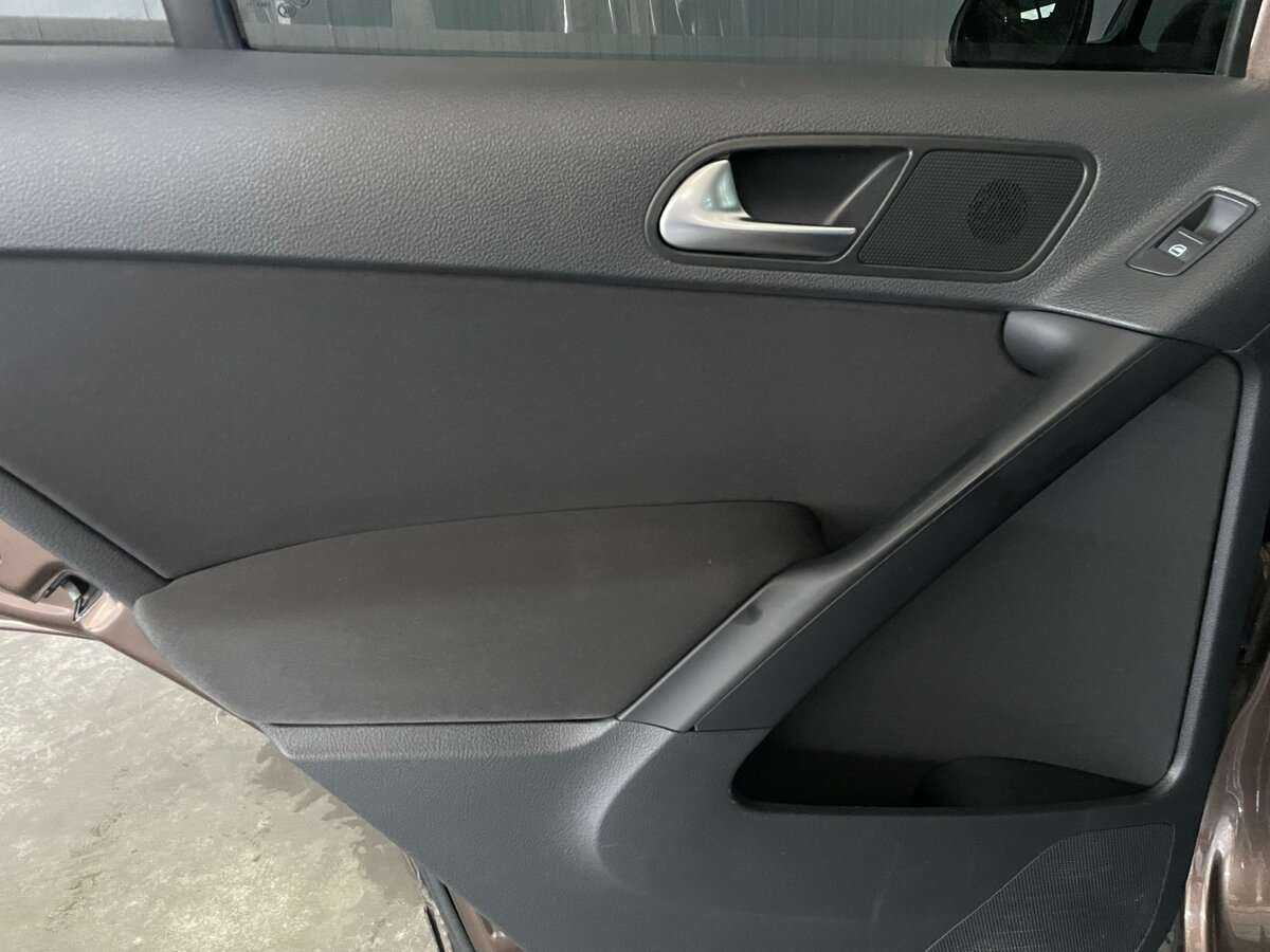 Фольксваген Тигуан б/у, 2014, Роботизированная. Фото: #18