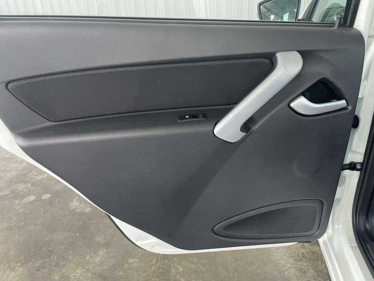 Лада (ВАЗ) Гранта б/у, 2016, Механическая. Фото: #17