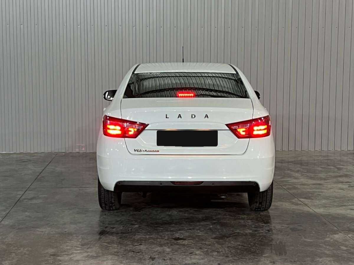 Лада (ВАЗ) Веста б/у, 2020, Механическая. Фото: #5