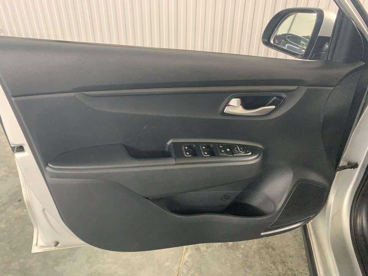 Киа Рио б/у, 2019, Автоматическая. Фото: #20