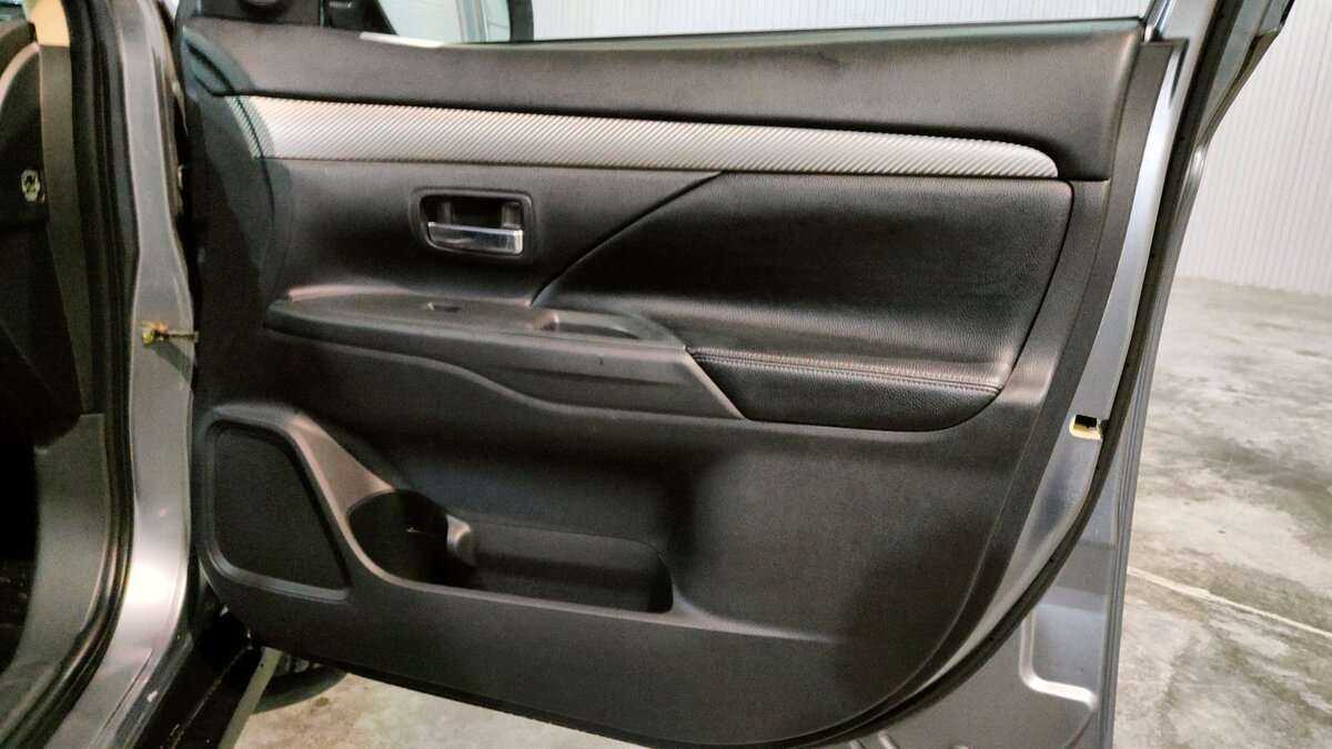 Митсубиши Оутлэндер б/у, 2012, Вариатор. Фото: #16