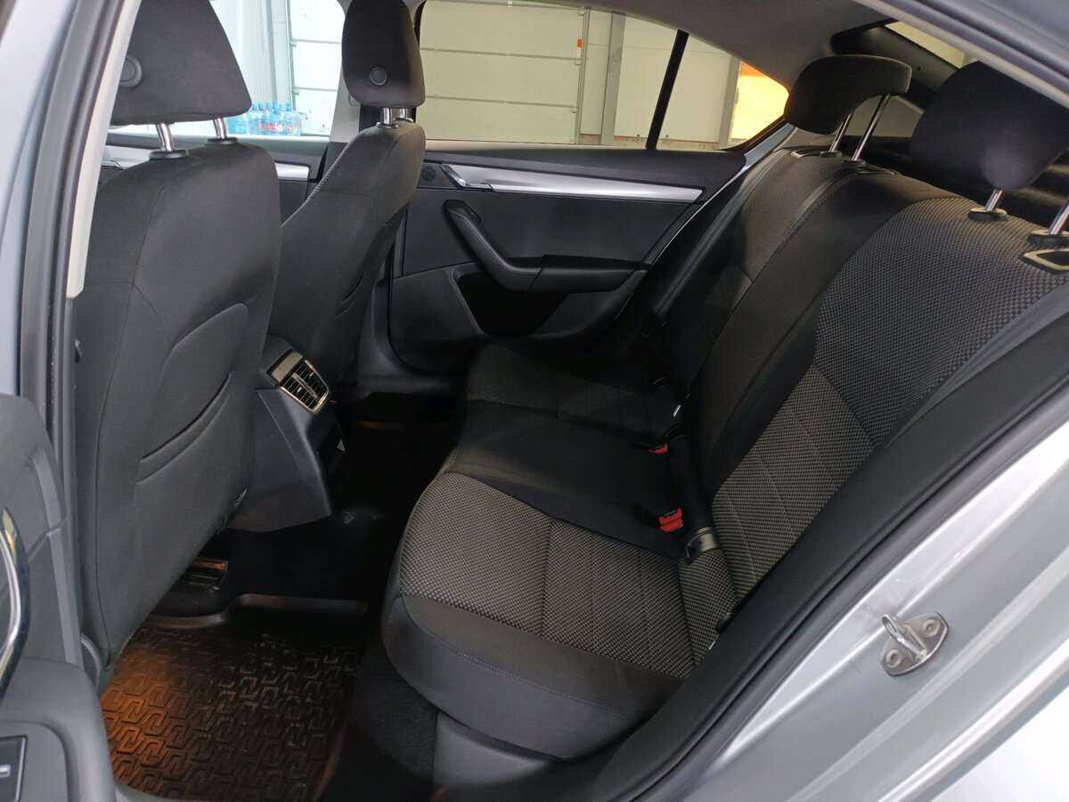 Шкода Октавия б/у, 2014, Роботизированная. Фото: #12