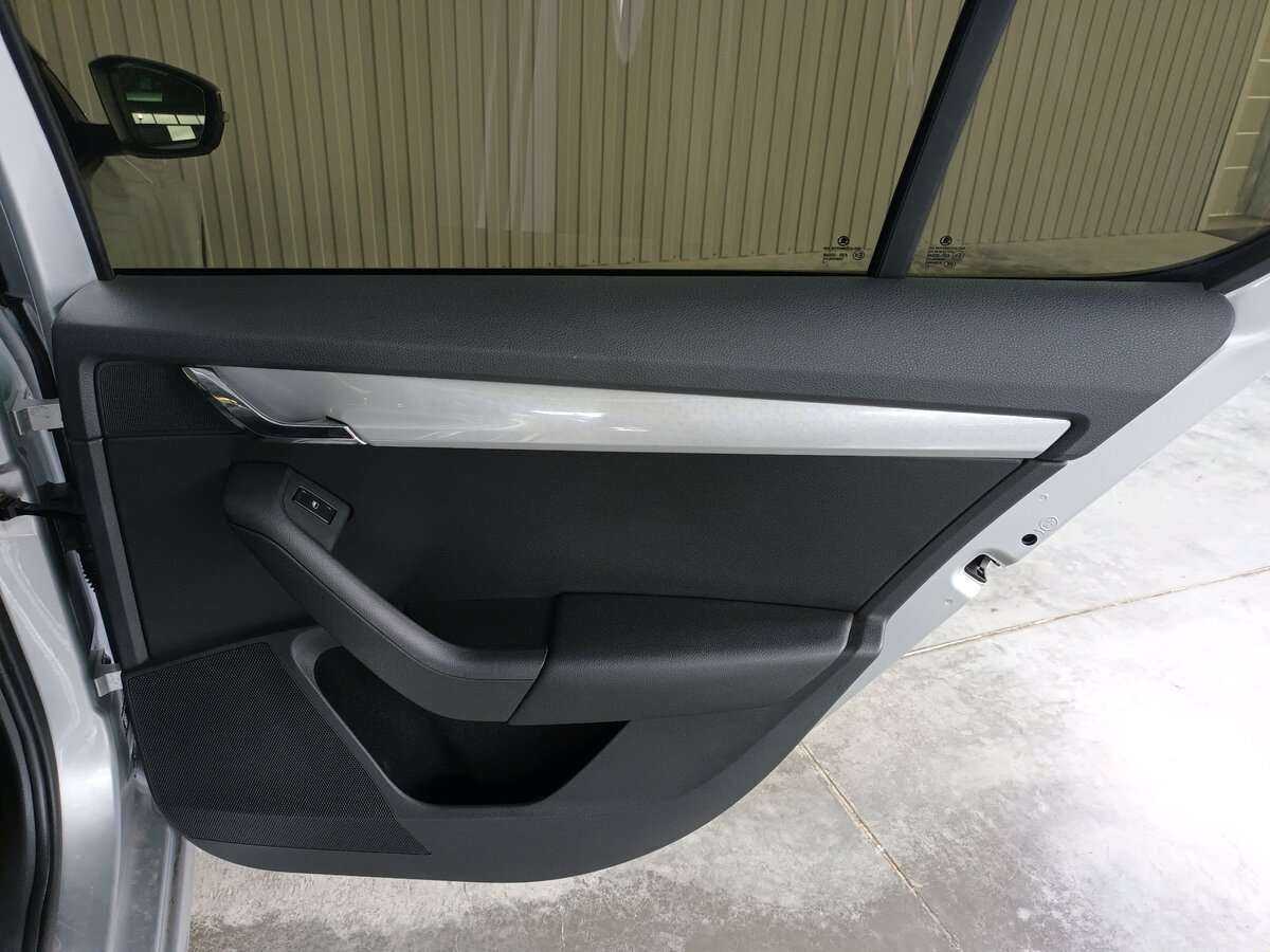 Шкода Октавия б/у, 2014, Роботизированная. Фото: #17