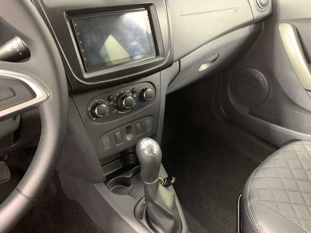 Рено Логан б/у, 2019, Механическая. Фото: #14