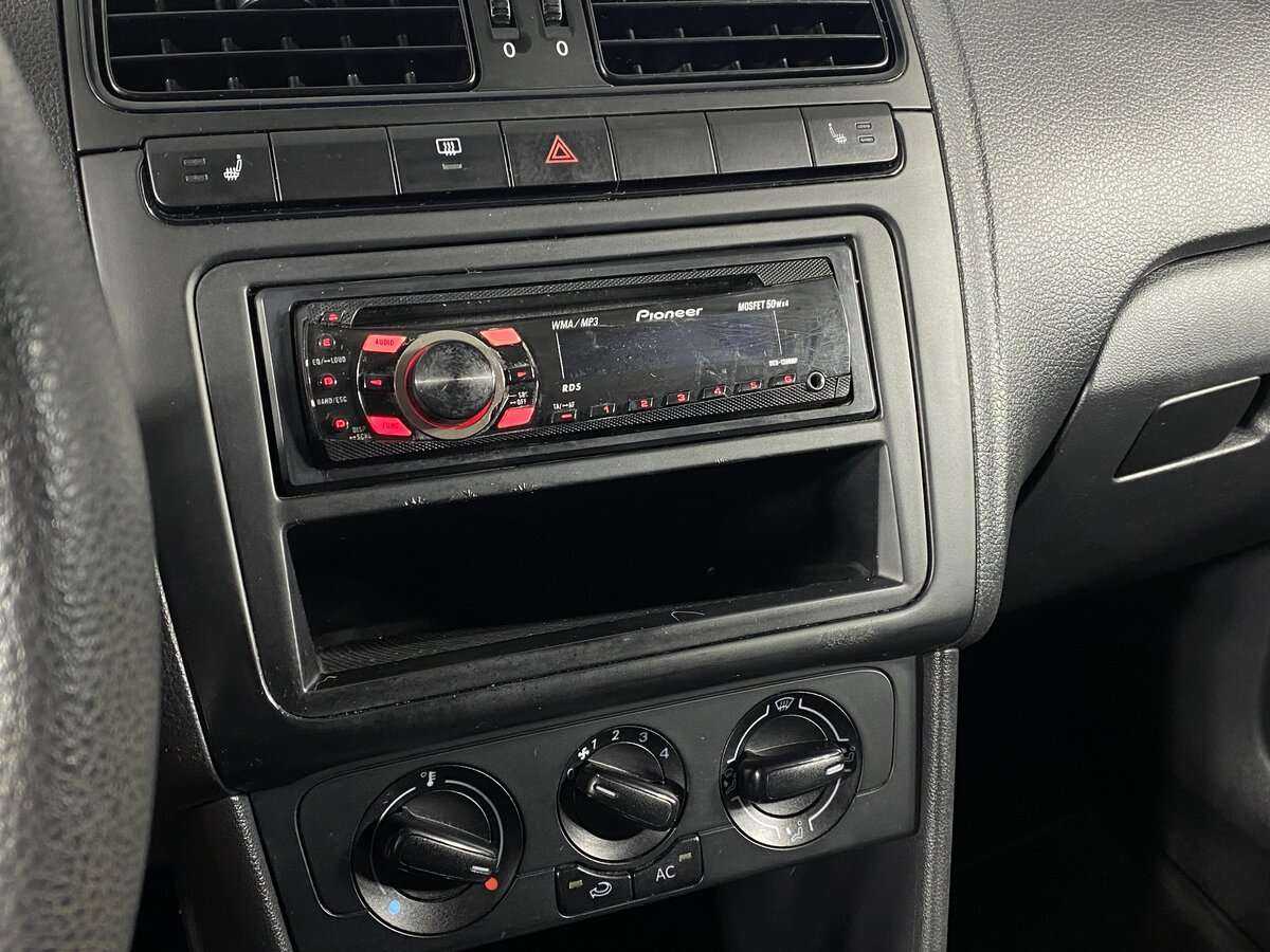 Фольксваген Поло б/у, 2012, Автоматическая. Фото: #12