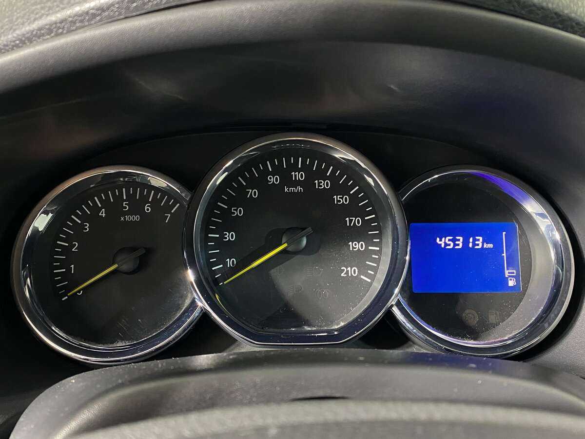 Рено Сандеро б/у, 2015, Роботизированная. Фото: #15