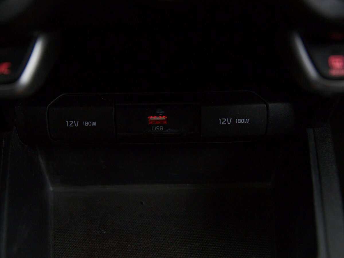 Киа Рио б/у, 2020, Механическая. Фото: #9