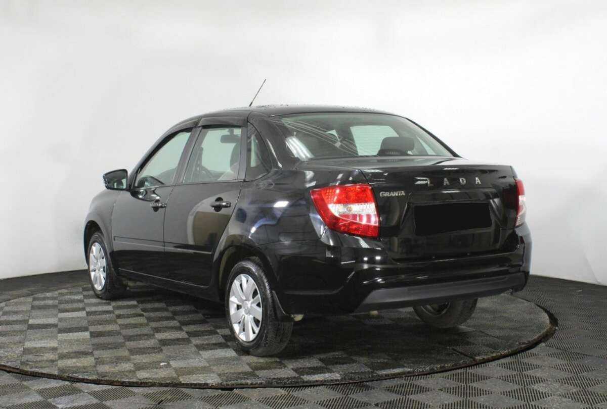 Лада (ВАЗ) Гранта б/у, 2022, Механическая. Фото: #3