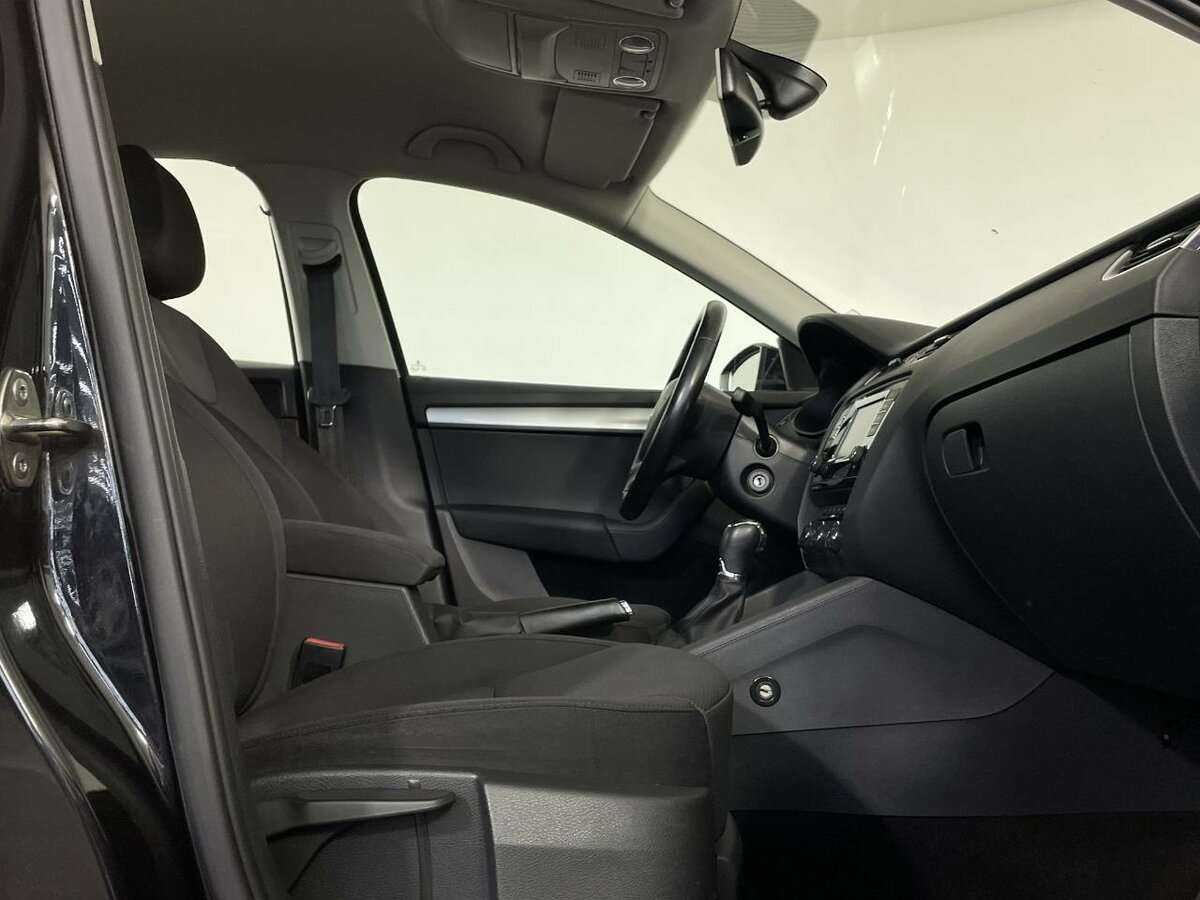 Шкода Октавия б/у, 2014, Роботизированная. Фото: #13