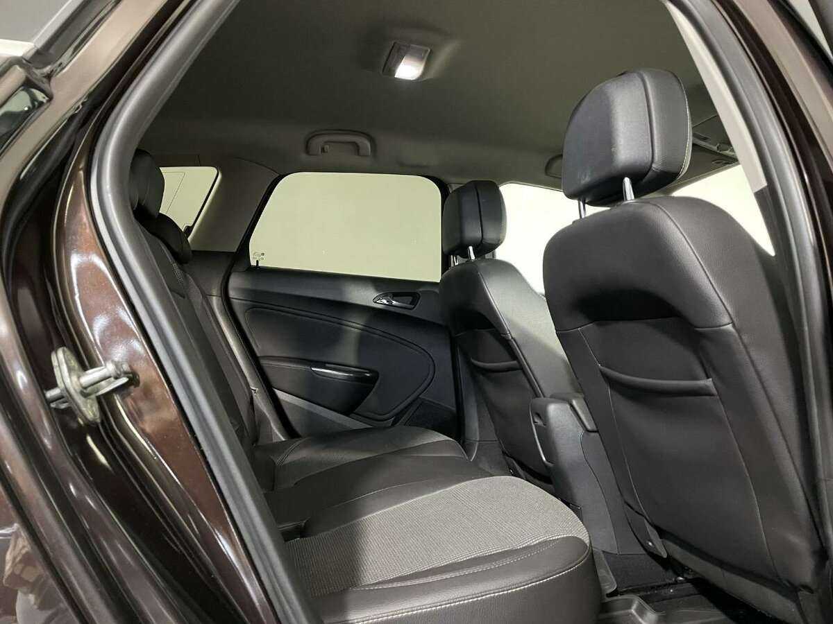 Опель Астра б/у, 2012, Автоматическая. Фото: #15