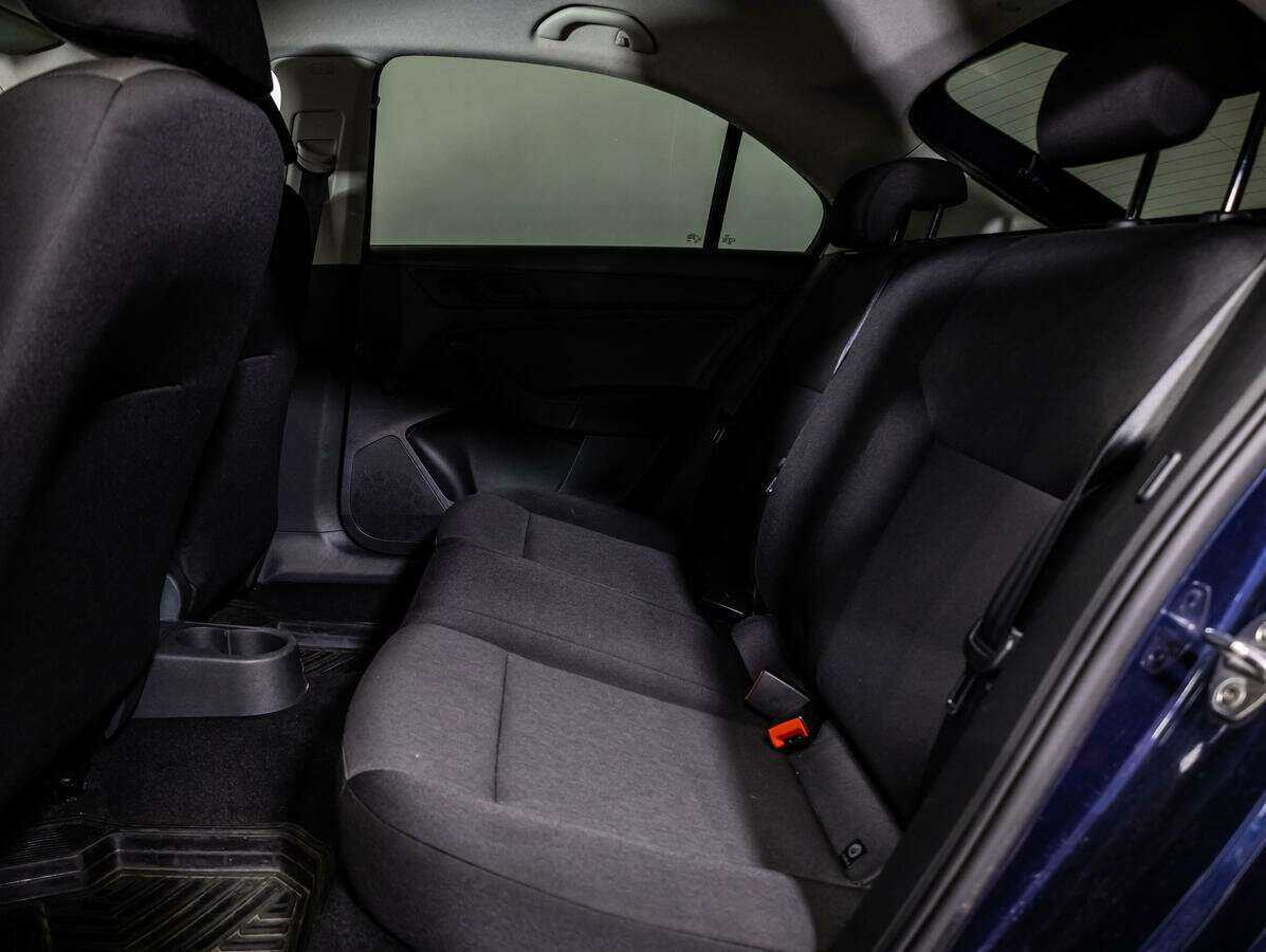 Шкода Рапид б/у, 2015, Механическая. Фото: #8