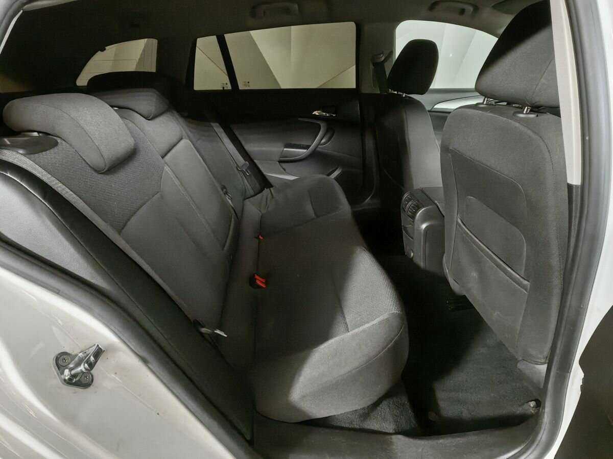 Опель Инсигния б/у, 2014, Автоматическая. Фото: #11