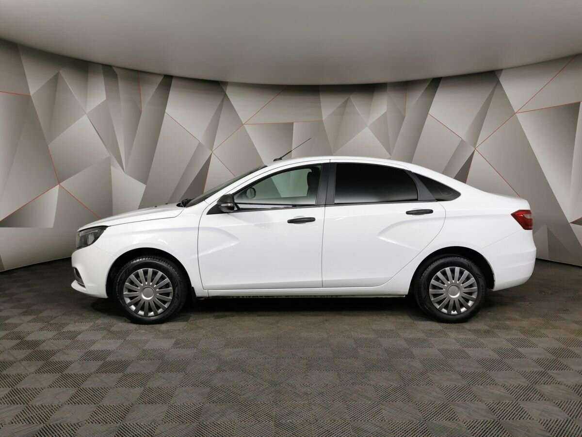 Лада (ВАЗ) Веста б/у, 2017, Механическая. Фото: #4