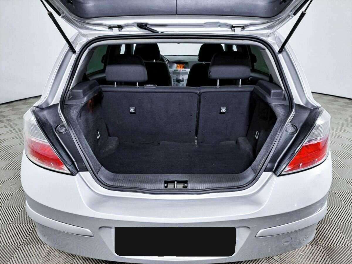 Опель Астра б/у, 2013, Механическая. Фото: #8