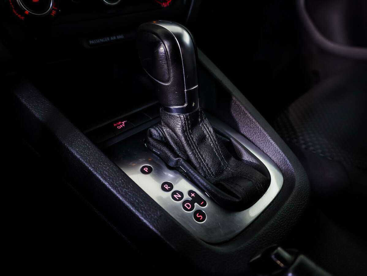 Фольксваген Джетта б/у, 2014, Автоматическая. Фото: #13