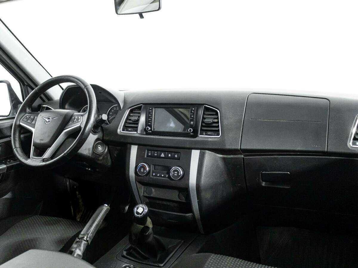 УАЗ Патриот б/у, 2018, Механическая. Фото: #8