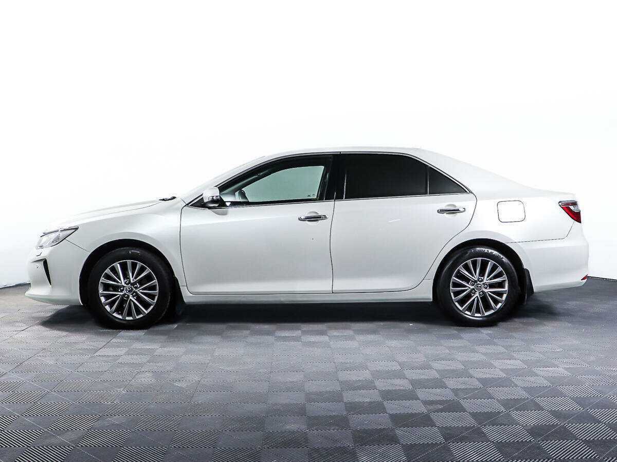 Тойота Камри б/у, 2017, Автоматическая. Фото: #2